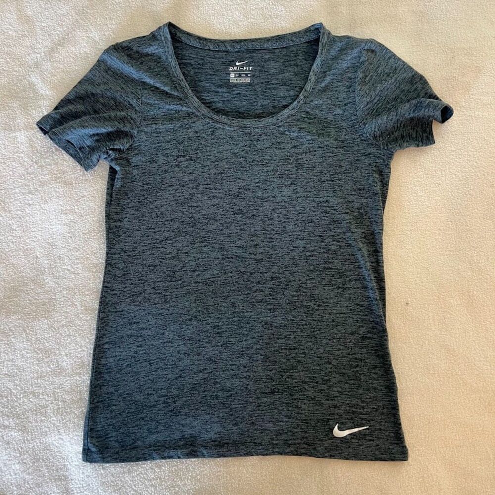 Nike Women's T-Shirt Dri-Fit Heathered Gray Scoop Neck Athletic Workout Size XS